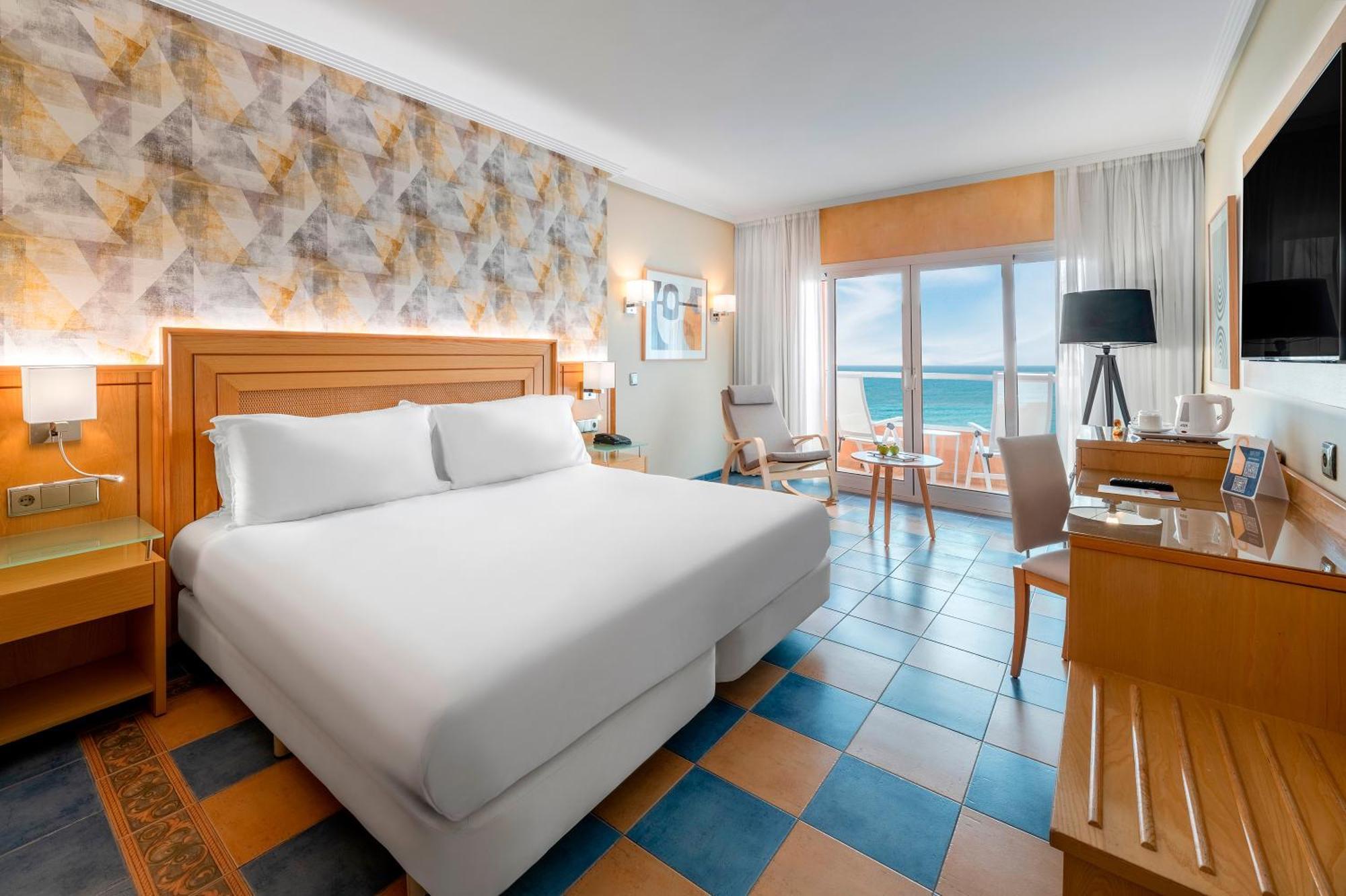 Elba Sara Beach&golf Resort 4*